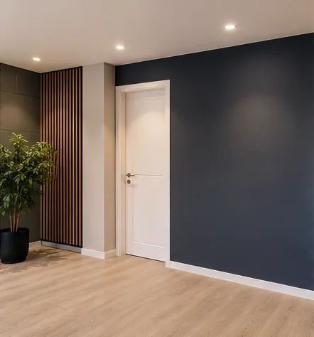 Inspiration générée : mur d’accent bleu nuit associé à du bois clair